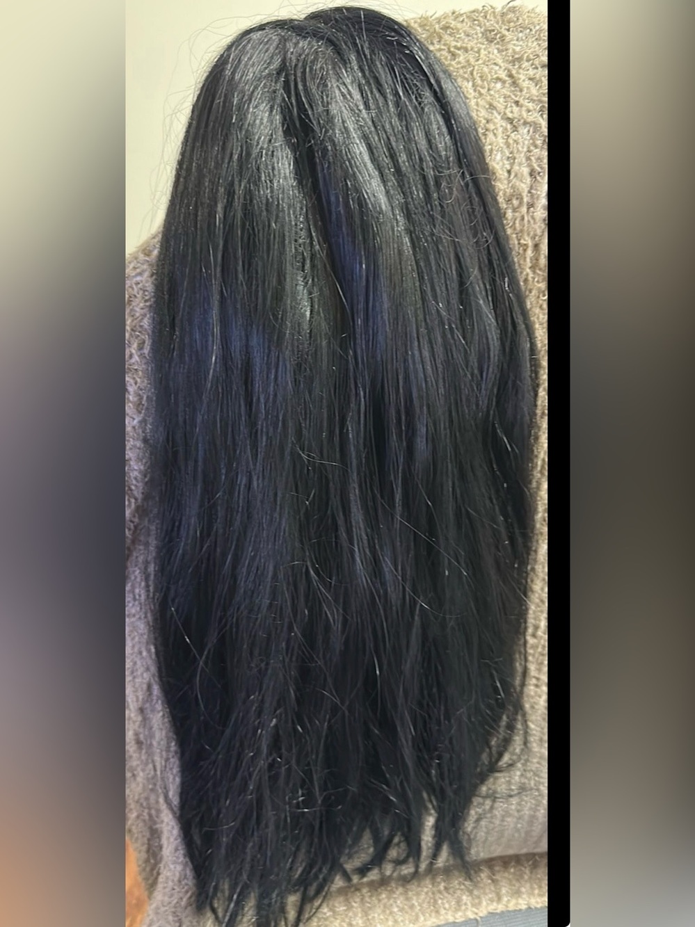 AGPTEK Long Straight Black Synthetic Wig 23” Middle Part Heat Resistant